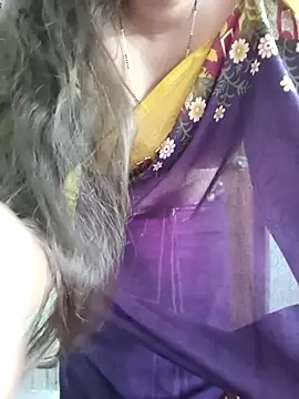 Snapshot of yoursana- chatting on 12-23-25, 05:16 yoursana- online show from 12-23-25, 05:16