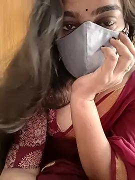 Snapshot of yoursana- chatting on 02-19-26, 05:14 yoursana- online show from 02-19-26, 05:14