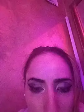 SexyKimberly1 online show from 02-18-26, 06:59