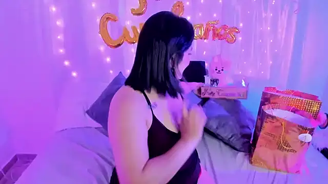 lucy26  online show from 10-29-25, 04:04