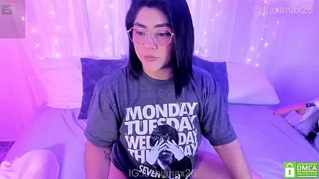 lucy26  online show from 12-19-25, 01:34