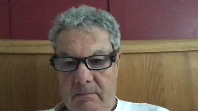 Snapshot of Oldpistolpete chatting on 10-09-25, 08:12 Oldpistolpete online show from 10-09-25, 08:12