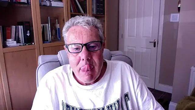 Oldpistolpete online show from 06-28-26, 02:01