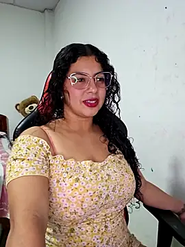 Mary pinkish online show from 11-18-25, 12:49