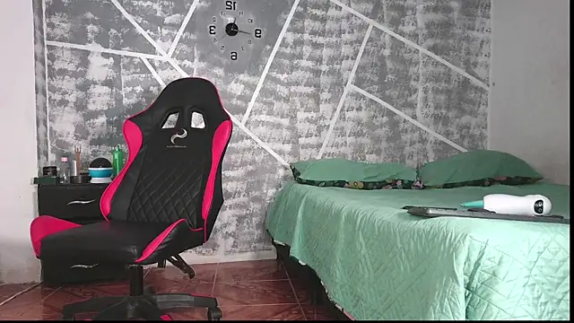 leonidas 18k online show from 09-26-25, 04:44