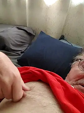 Snapshot of Kissmyfeetnow chatting on 12-18-25, 08:37 Kissmyfeetnow online show from 12-18-25, 08:37