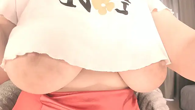 mia lui online show from 07-17-26, 03:35