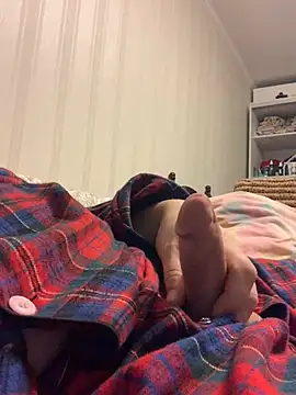 GHsveter online show from 02-08-25, 01:44