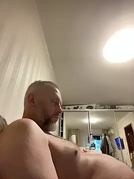 GHsveter online show from 06-12-26, 05:23