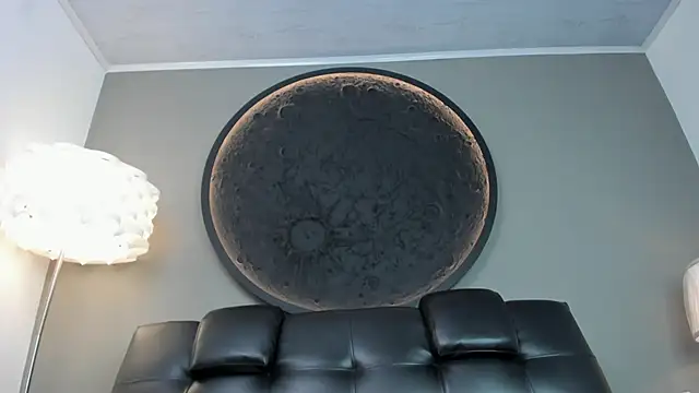 miss vaiolette online show from 02-20-25, 02:13