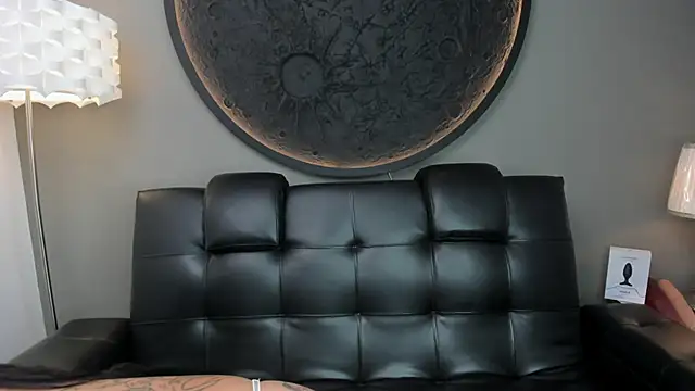 miss vaiolette online show from 02-22-25, 11:13