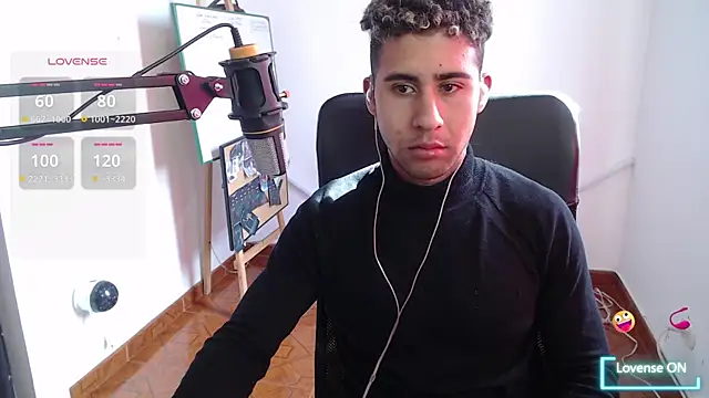 Snapshot of Daiki_Jack chatting on 01-24-25, 07:49 Daiki Jack online show from 01-24-25, 07:49