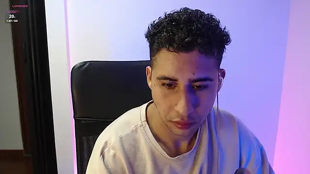 Snapshot of Daiki_Jack chatting on 02-23-25, 01:02 Daiki Jack online show from 02-23-25, 01:02