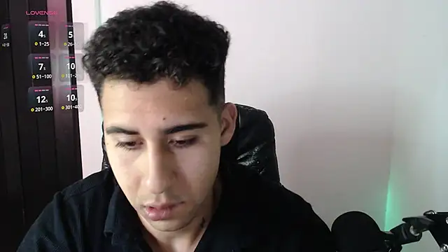 Snapshot of Daiki_Jack chatting on 03-05-25, 08:32 Daiki Jack online show from 03-05-25, 08:32