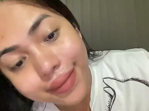 BigDominaMia online show from 05-21-26, 09:00