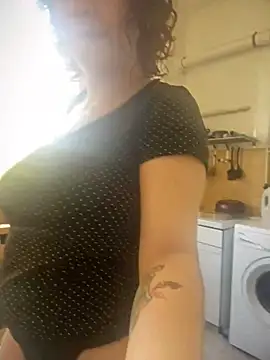 callmelouve online show from 02-26-25, 08:59