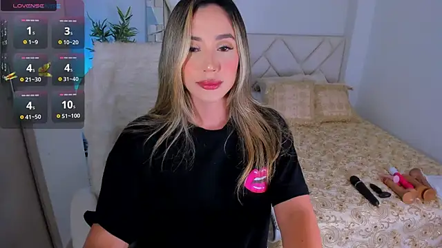 Snapshot of NiaBennet_ chatting on 03-18-25, 12:16 NiaBennet online show from 03-18-25, 12:16