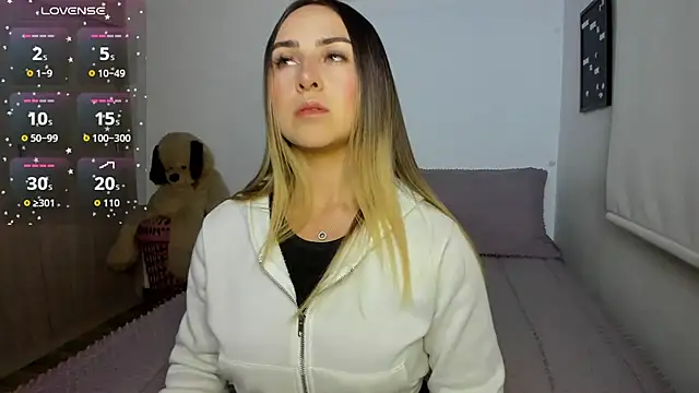 sophi mooreno online show from 06-26-26, 03:11