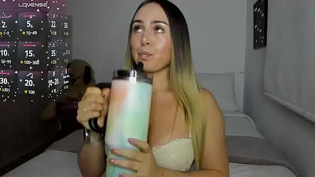 sophi mooreno online show from 07-23-26, 04:10