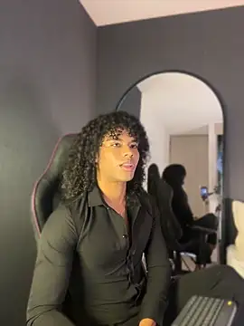 Lucas eevans online show from 04-14-26, 12:33