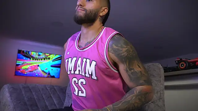 Frank Farrell online show from 10-04-25, 03:48