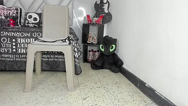 MirandaHaguen online show from 04-28-26, 08:58