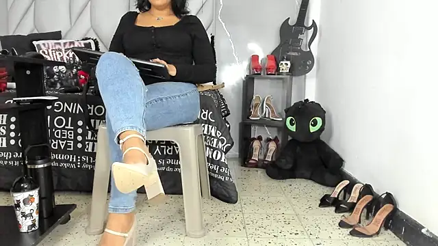 MirandaHaguen online show from 04-29-26, 08:59