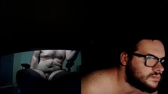 Snapshot of fck_boy123 chatting on 11-01-25, 05:20 fck boy123 online show from 11-01-25, 05:20