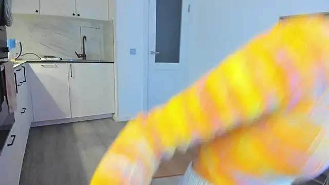 Kossie  online show from 02-06-25, 02:58