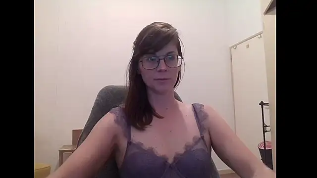 Snapshot of SavannaGirly chatting on 02-22-26, 07:29 SavannaGirly online show from 02-22-26, 07:29