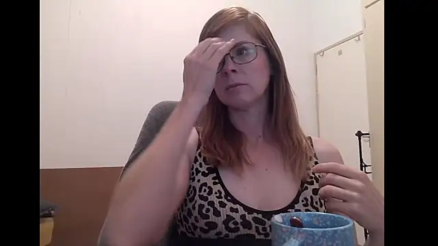 Snapshot of SavannaGirly chatting on 06-17-26, 06:49 SavannaGirly online show from 06-17-26, 06:49