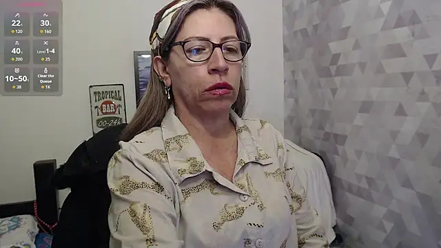 Chayla Ruiz online show from 09-15-25, 09:26