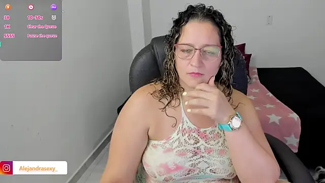 alejandra milf  online show from 06-19-26, 08:23