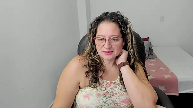 alejandra milf  online show from 07-12-26, 04:09