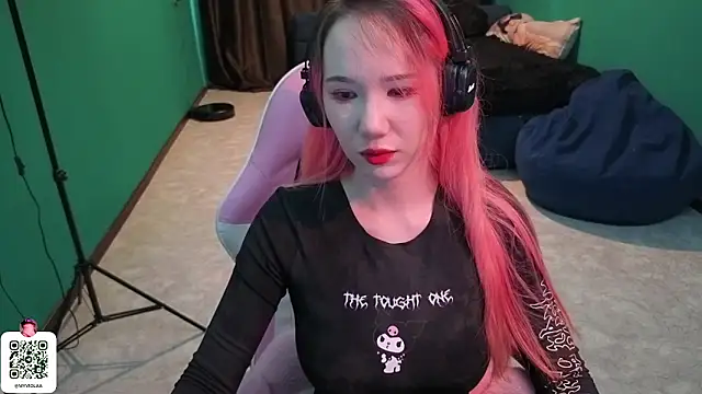 Maya Viola online show from 03-10-26, 05:34