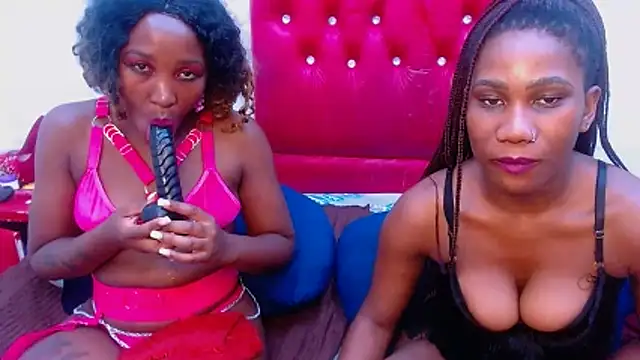 XSCARLETQUEENXX online show from 03-22-26, 09:40