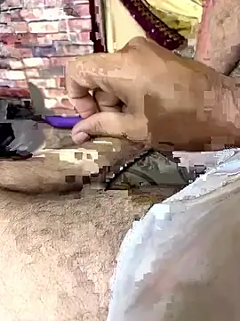 Snapshot of Dedoow chatting on 11-12-25, 08:52 Dedoow online show from 11-12-25, 08:52