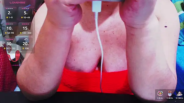 Snapshot of Alliayah_Hollyx chatting on 01-13-25, 06:27 Alliayah Hollyx online show from 01-13-25, 06:27