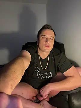 Snapshot of mrwilly7743 chatting on 01-10-26, 10:06 mrwilly7743 online show from 01-10-26, 10:06