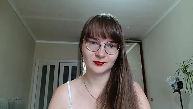 KiraGoldens online show from 07-15-26, 06:29
