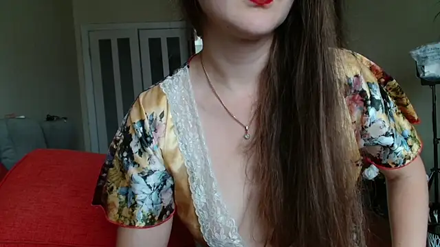 KiraGoldens online show from 07-29-26, 06:33