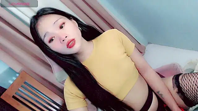 amomentoflust69 online show from 05-22-26, 11:27