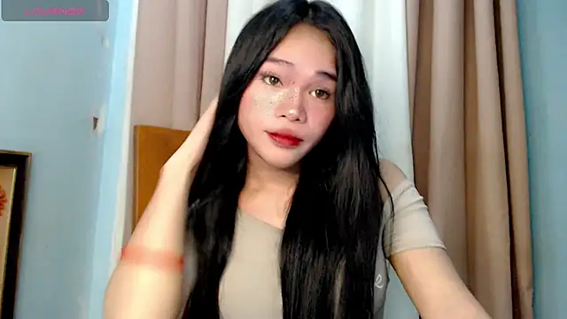 Snapshot of amomentoflust69 chatting on 07-05-26, 10:33 amomentoflust69 online show from 07-05-26, 10:33