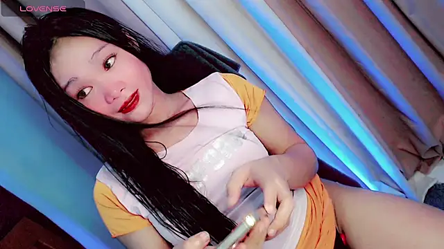 Snapshot of amomentoflust69 chatting on 08-01-26, 12:26 amomentoflust69 online show from 08-01-26, 12:26