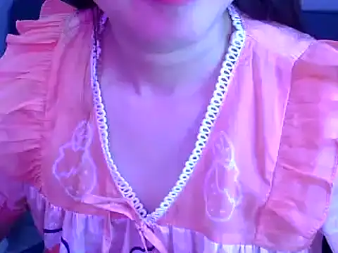 Bee 2k online show from 06-25-26, 04:23