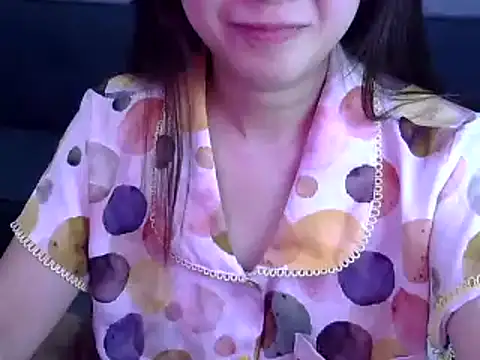 Bee 2k online show from 07-08-26, 04:28