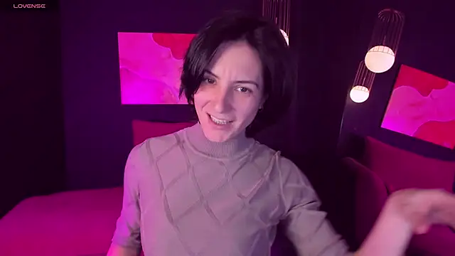 LorenDaze online show from 12-06-24, 02:06