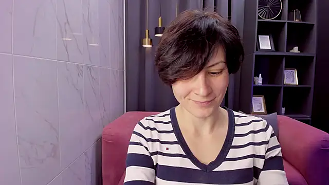 LorenDaze online show from 12-23-25, 08:12