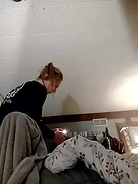 eatmeplease44 online show from 01-17-26, 12:21