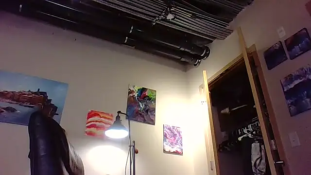 eatmeplease44 online show from 04-21-26, 07:50